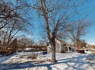 927 Main St, Eudora, KS 66025
