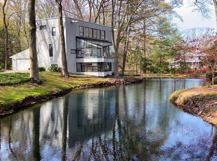 88 Buell St, North Haven, CT 06473