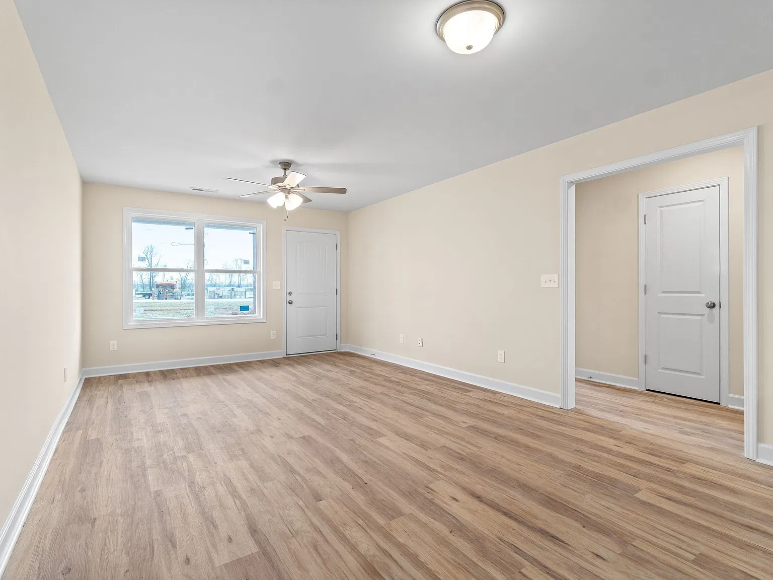 2 bed, 2.0 bath, 1057 sqft, $1,195 — Photo 4