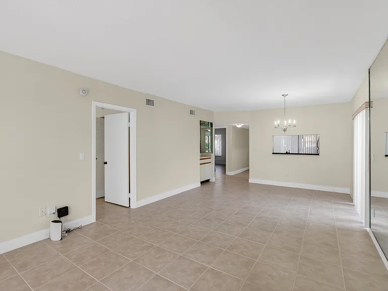 351 Club Cir #101 — Photo 23