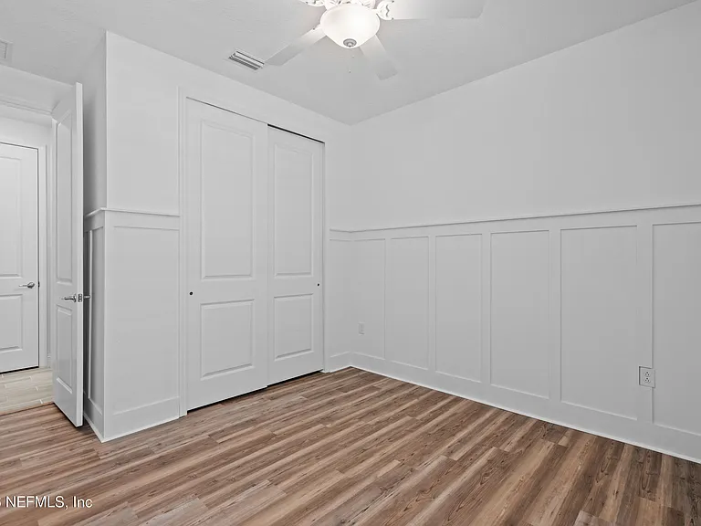 260 Oaklawn Ct — Photo 18