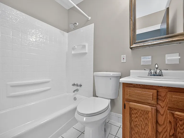 Classic Bathroom Classic Bathroom