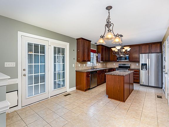 5th image of 530 Windover Dr