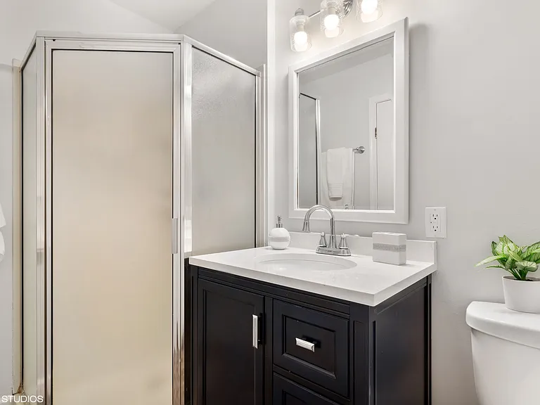 1400 Meyer Rd — Photo 13