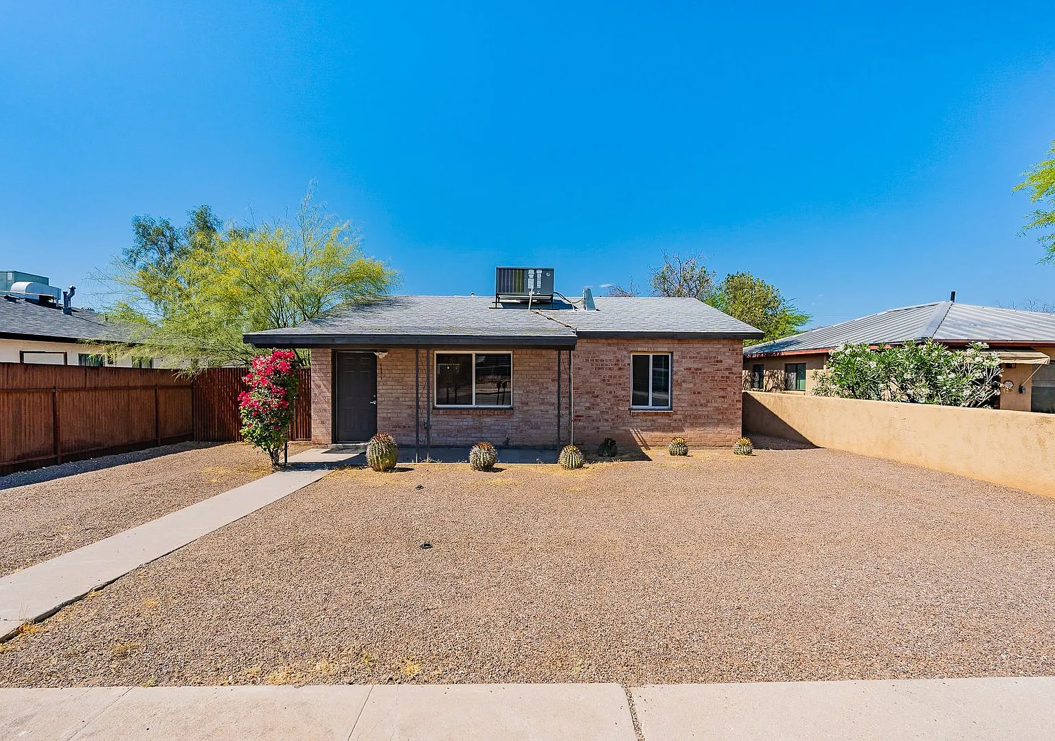 1321 E. Lee St. — Photo 3