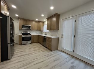 907 King St, Redwood City, CA