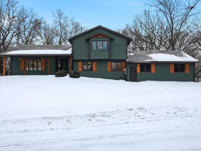 12011 Golden Acre Dr, Minnetonka, MN, 55305