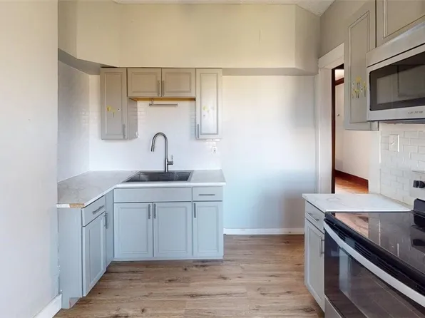 350 Augustine St, Rochester, NY 14613