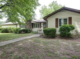 2101 E Kirkwood St, Springfield, MO 65804