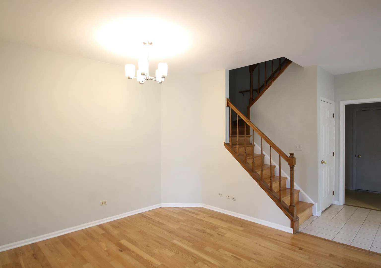 3 bed, 3.5 bath, $3,100 — Photo 4