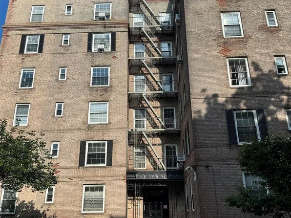 56-05 31st Avenue #I5C, Woodside, NY 11377