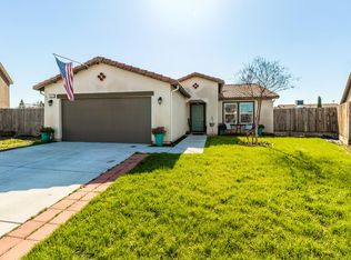 447 E Dove Ave, Visalia, CA 93291