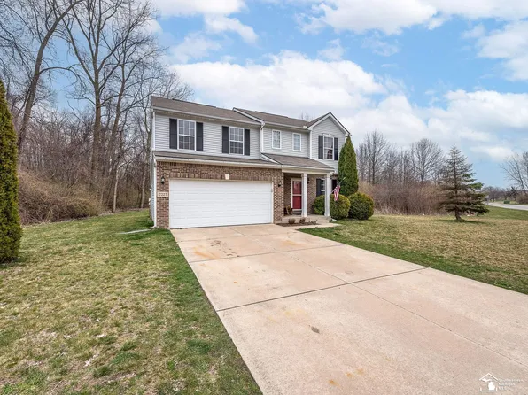 2227 Arbor Creek Dr, Monroe, MI 48162