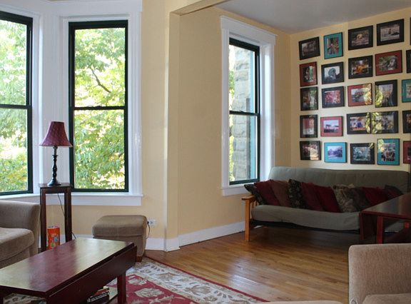 5th image of 2111 N Kenmore Ave #B