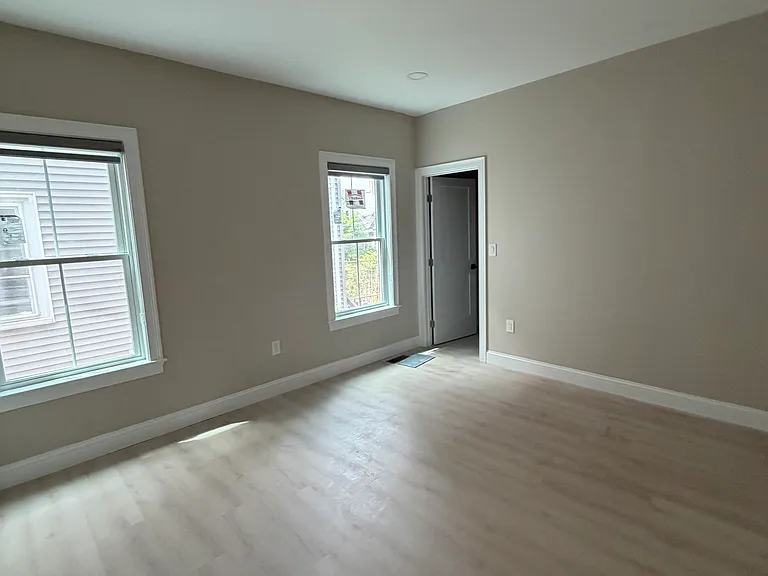 231 Highland Ave #6 — Photo 15