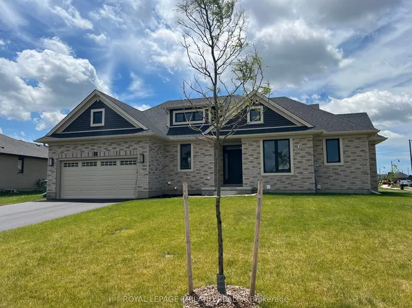 2 Evylean Ct, Saint Thomas, ON N5R 0P6