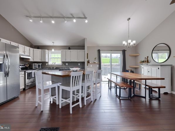 192 Sides Mill Rd, Strasburg, PA 17579