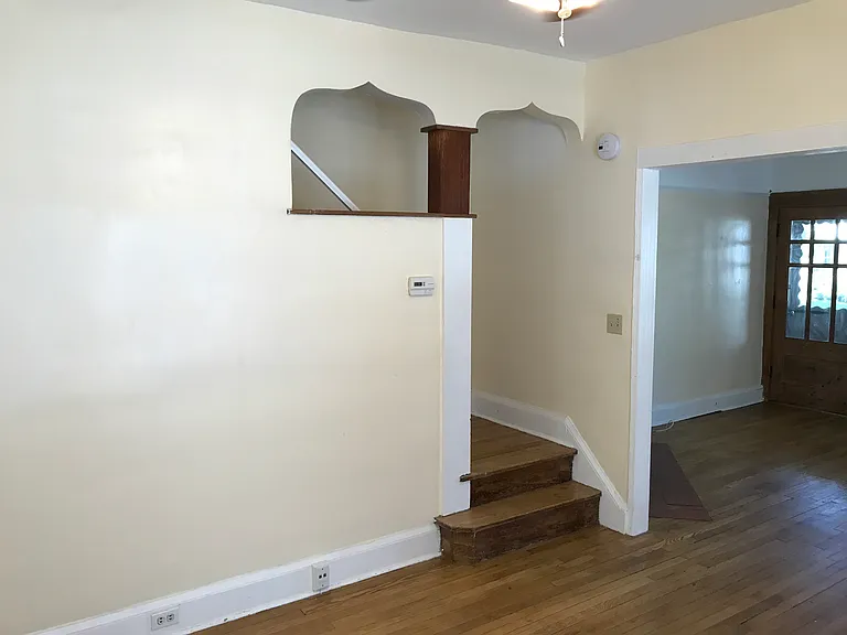 1215 Marlowe Ave — Photo 5