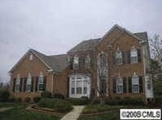 15626 Donnington Dr, Charlotte, NC 28277