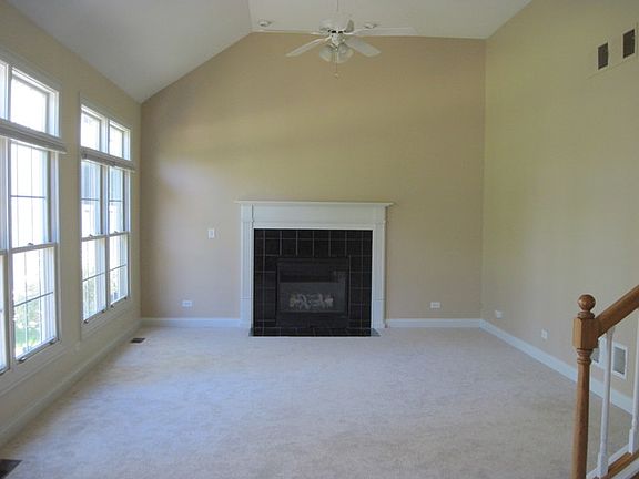 2nd image of 975 Highland Ave