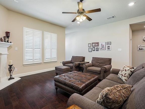 5th image of 1017 Sunnyvale Dr