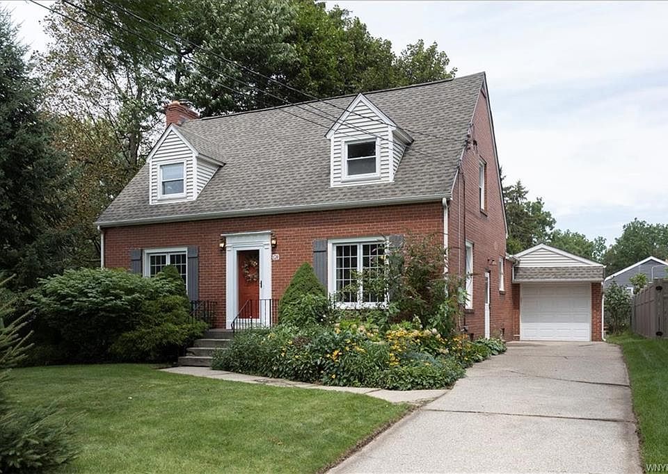 1st image of 170 Oakgrove Dr
