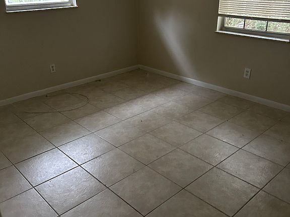 3rd image of 2206 18th St