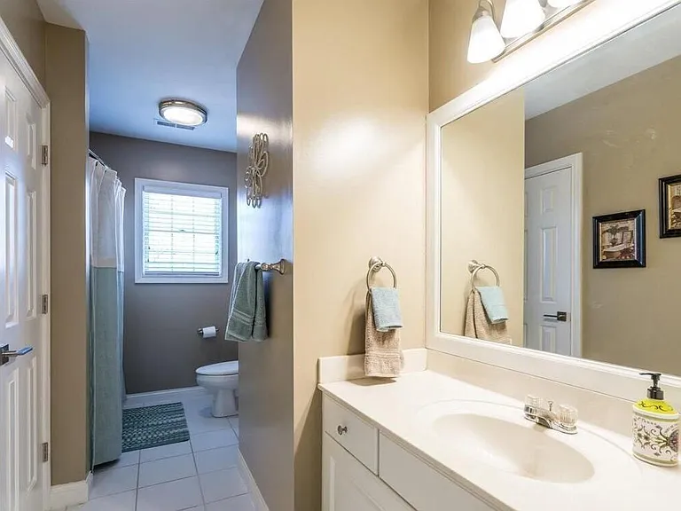 5012 Wolfpen Woods Dr — Photo 24