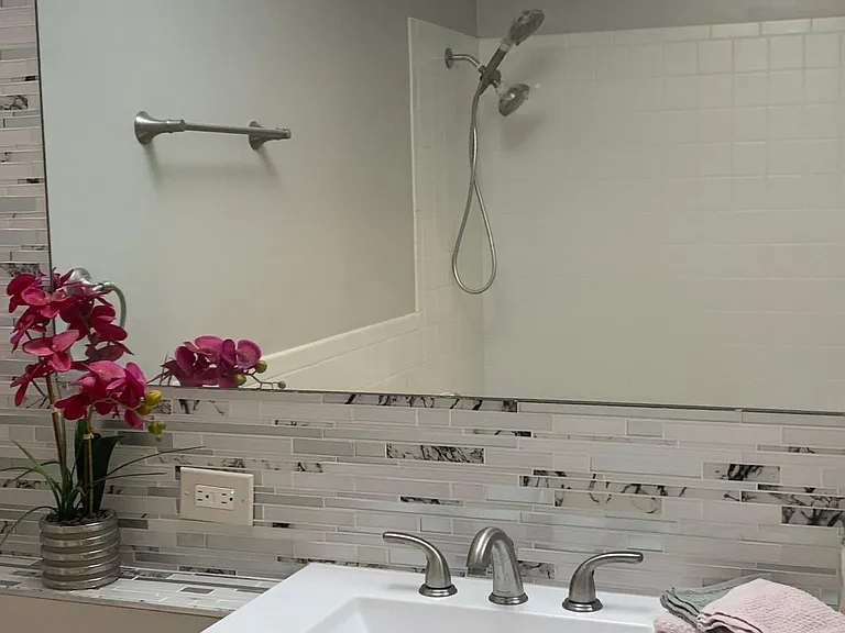 2772 E 75th St #5BN — Photo 5