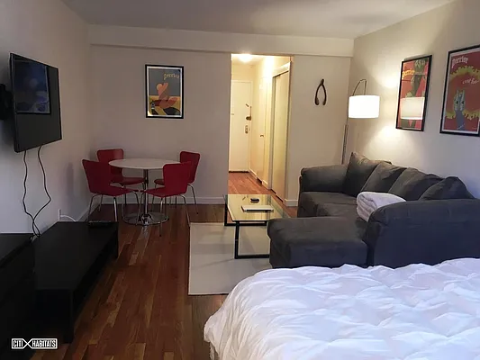 Rented by Citi Habitats | media 7