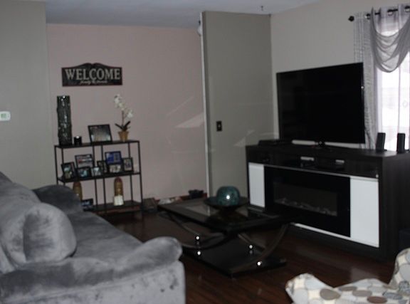 4th image of 123 Braeburn Dr