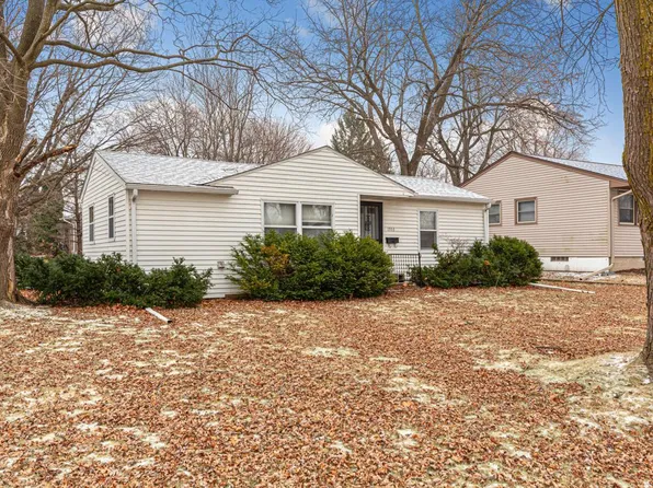 1553 Bigelow Ave, Owatonna, MN 55060