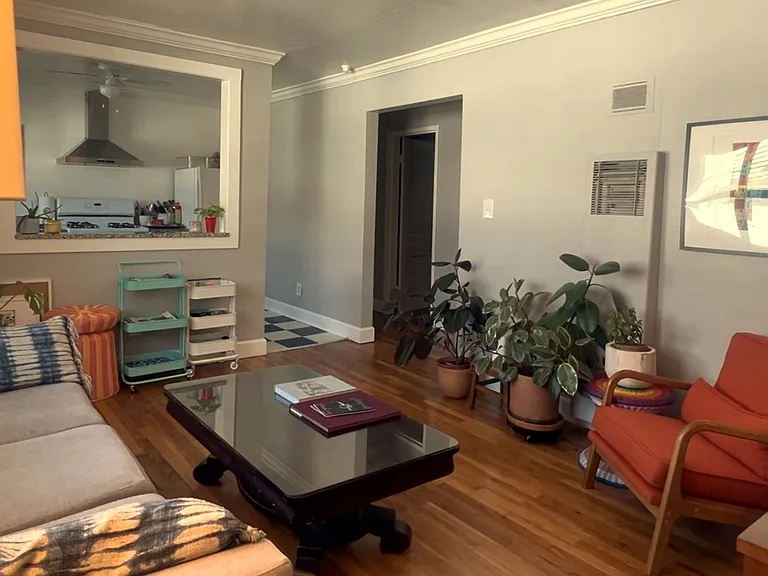 282 9th St NE #10 — Photo 14