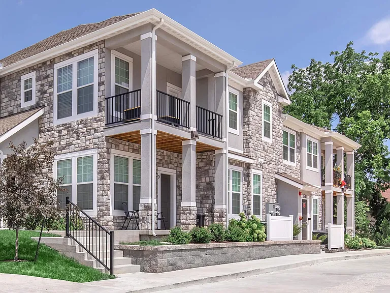 Stonehaven Overland Park — Photo 7