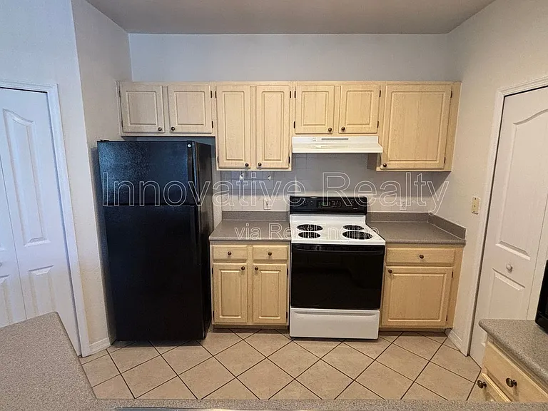 1150 Lake Shadow Cir #3207 — Photo 4
