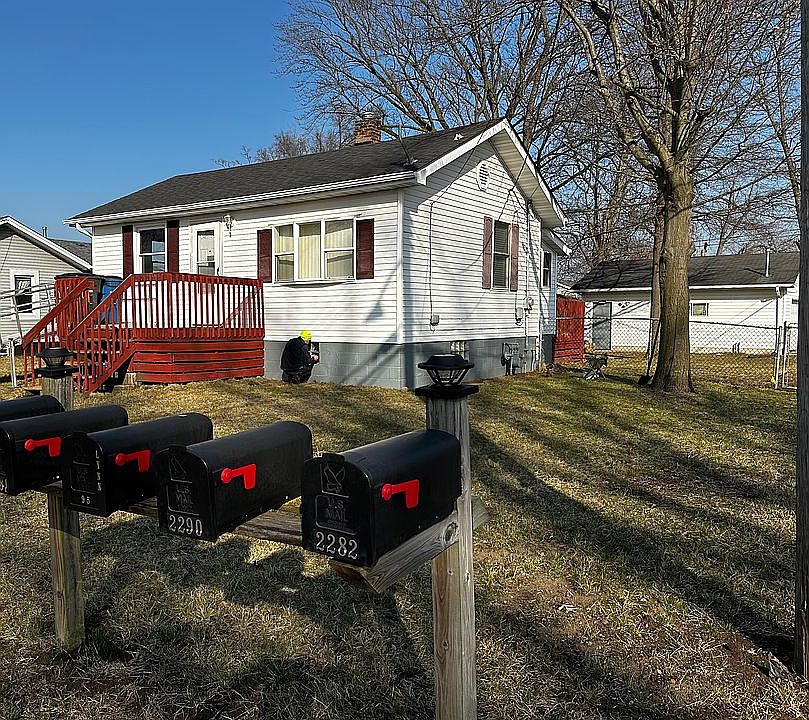 1st image of 2295 Orange St