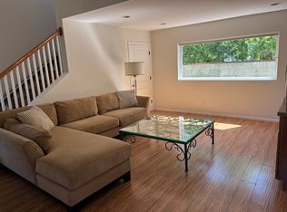 6126 Balcom Ave, Encino, CA 91316