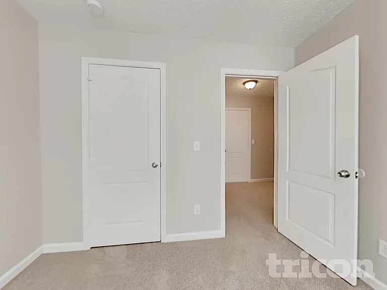 8132 Brookbend Dr — Photo 14