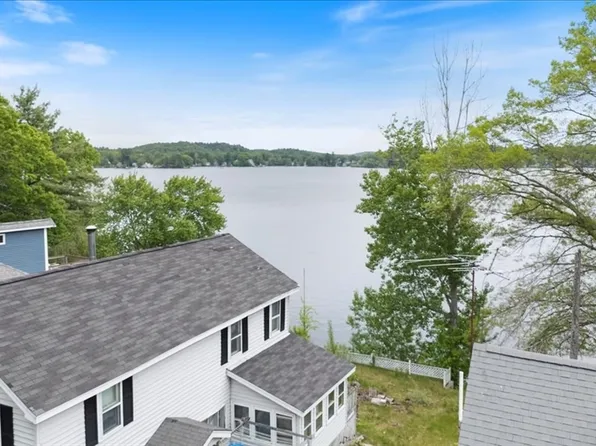12 Shore Rd, Merrimac, MA 01860