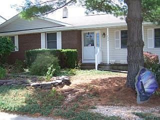 1st image of 734 Bermuda Dr