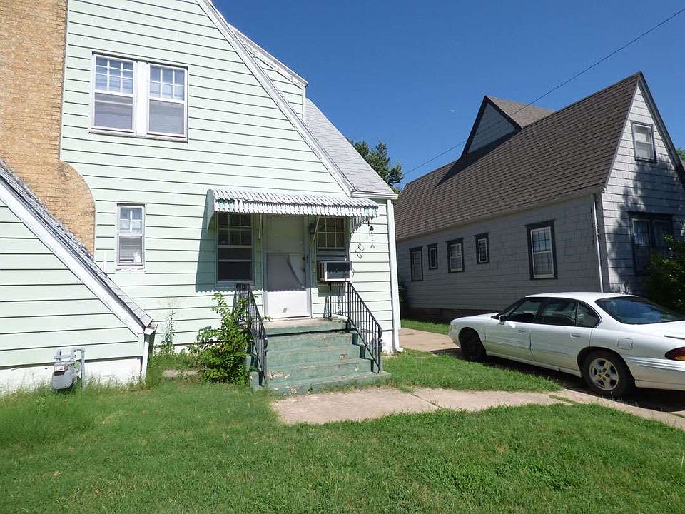 2nd image of 626 N Broadview St