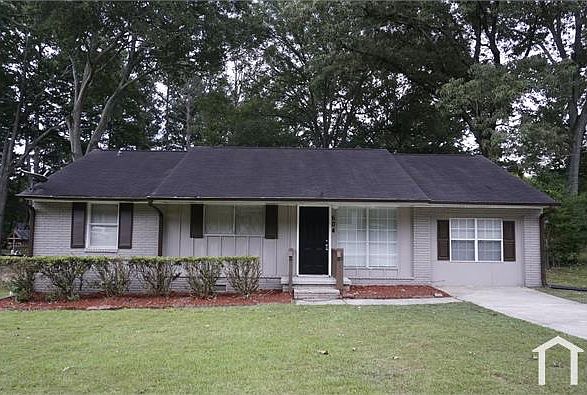 1st image of 504 Pinecrest Dr