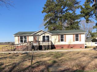 604 E Ridge Rd, Shawboro, NC 27973