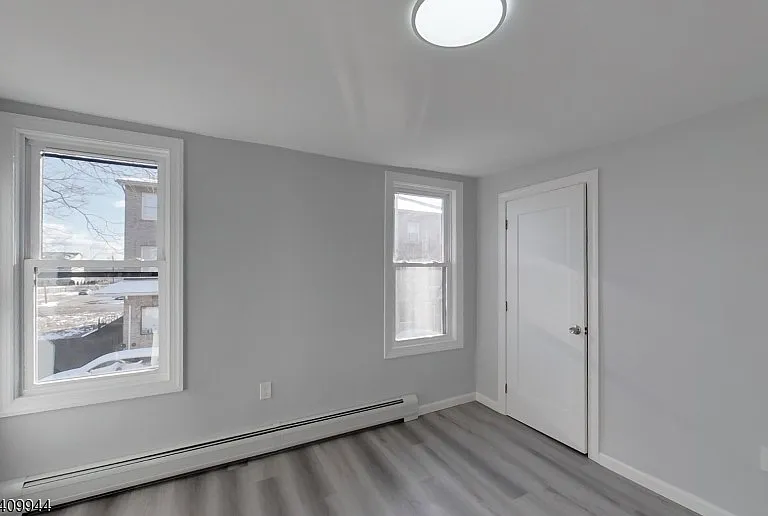 130 S 1st St #4 — Photo 10