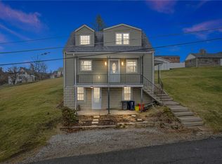 410 Barnickel St, Meadow Lands, PA