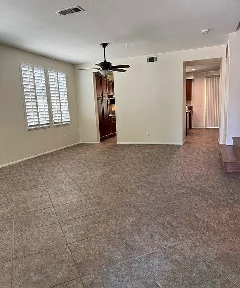 1133 Shady Creek Dr — Photo 3