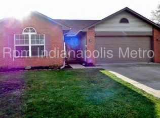 9653 Aberdeen Ct, Fishers, IN 46038