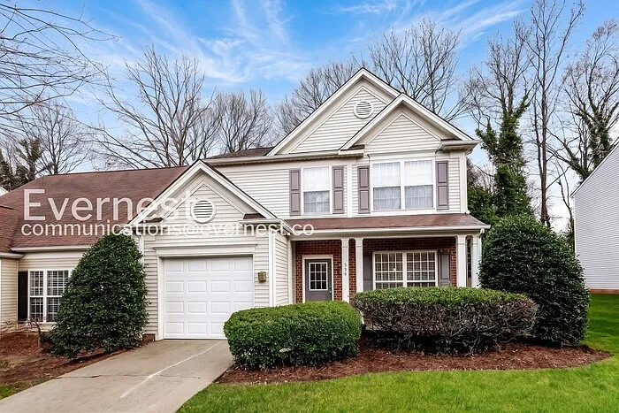3 bed, 2.5 bath, 1700 sqft, $2,695 — Photo 2