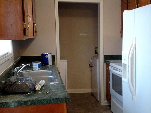 5th image of 1621 Hannibal Dr