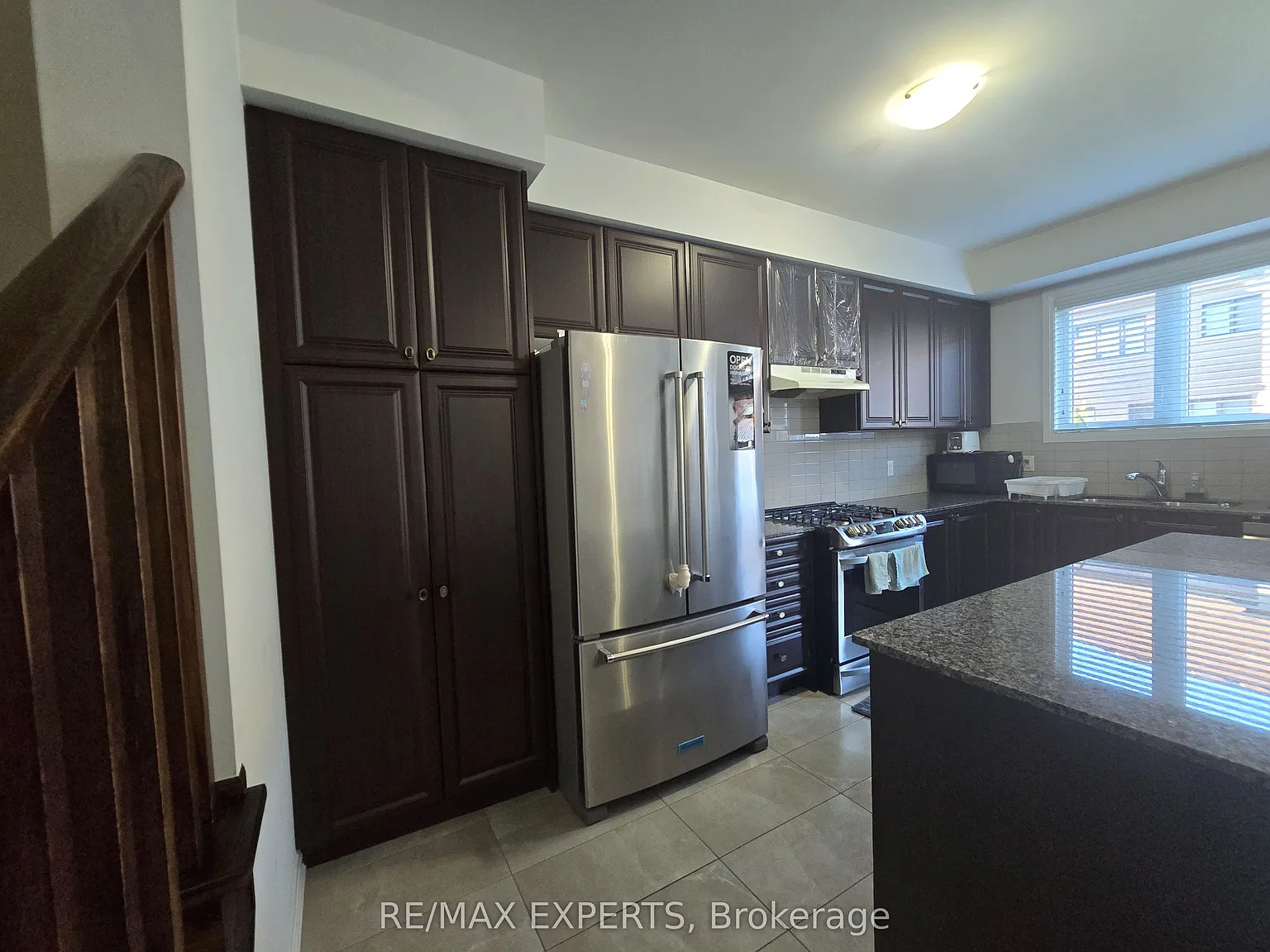 3 bed, $3,000 — Photo 4